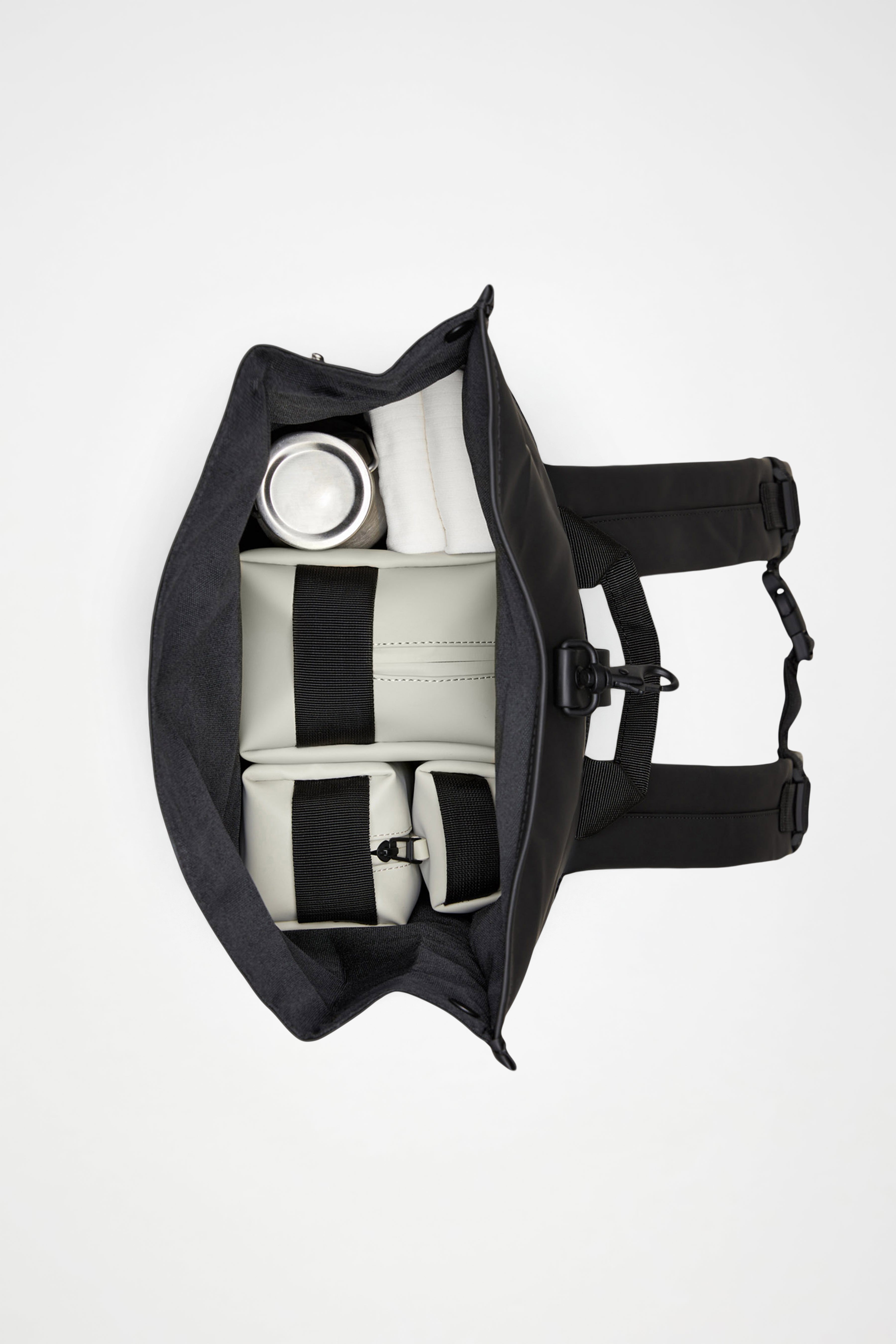 RAINS Rolltop Rucksack Black 17L H60 x D11 x W32 cm Backpack