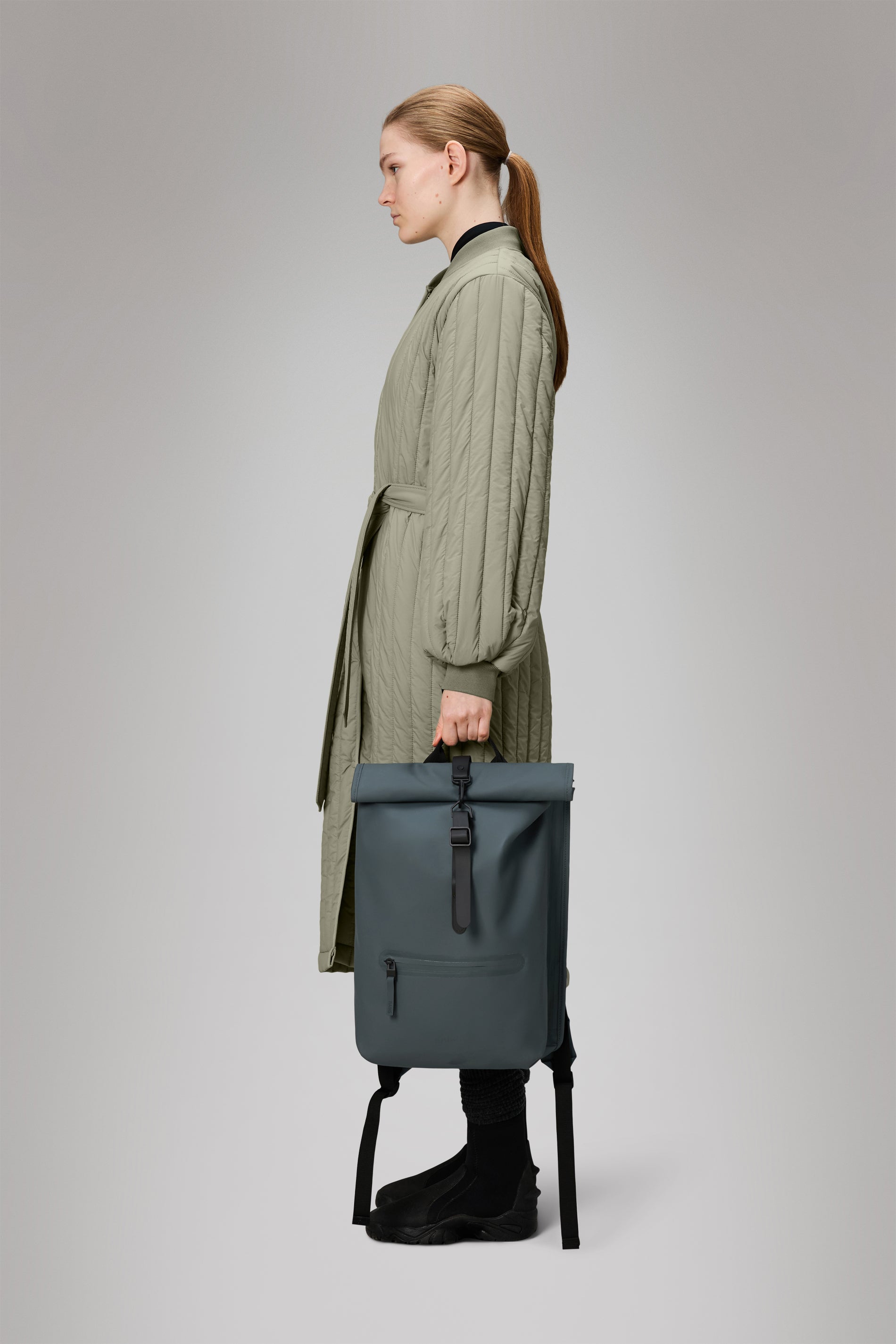 RAINS Rolltop Rucksack Lagoon 17L H48 x D11 x W32 cm Backpack