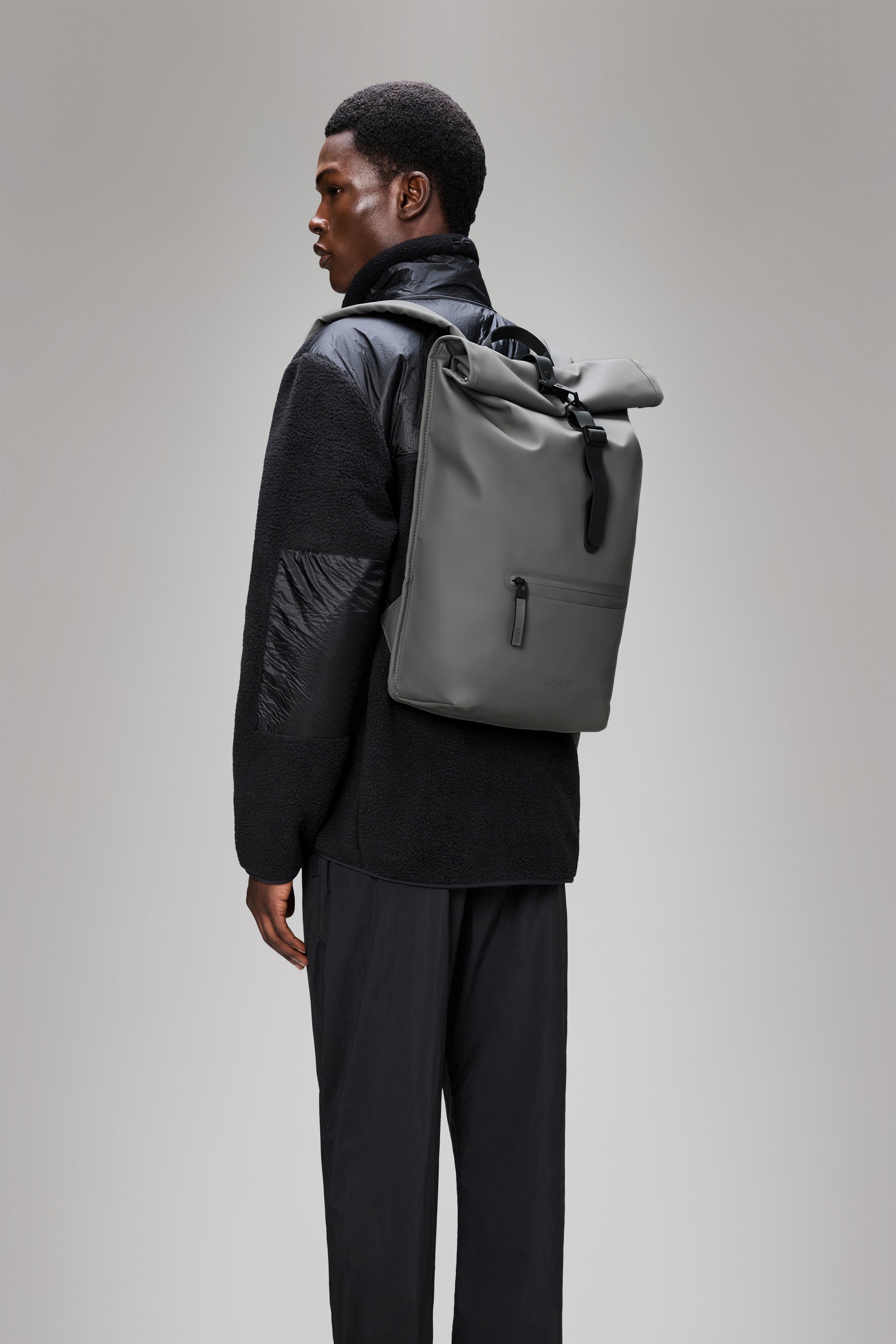 RAINS Rolltop Rucksack Grey 17L H48 x D11 x W32 cm Backpack