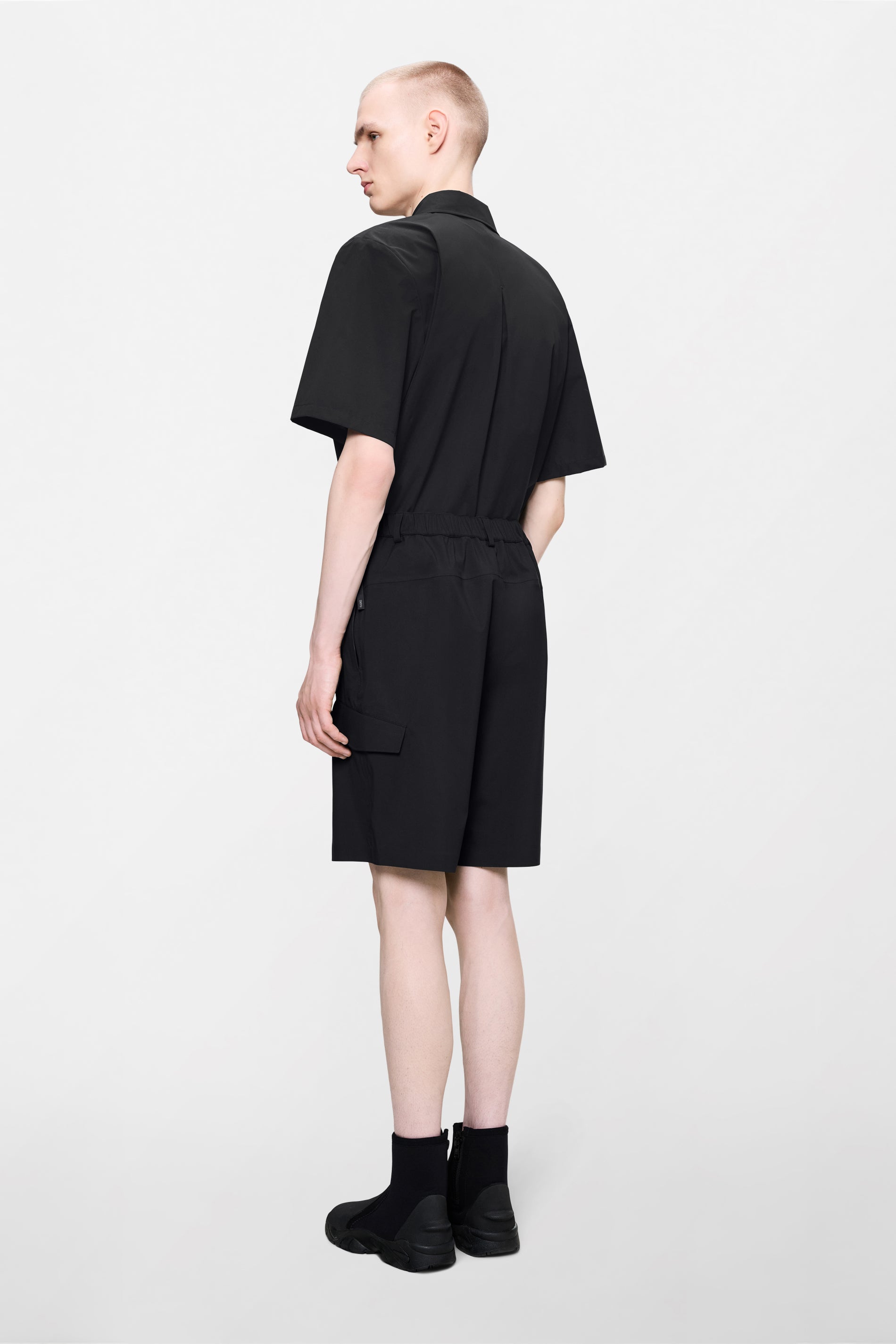 RAINS Suva Hardshell Shorts Black Pants