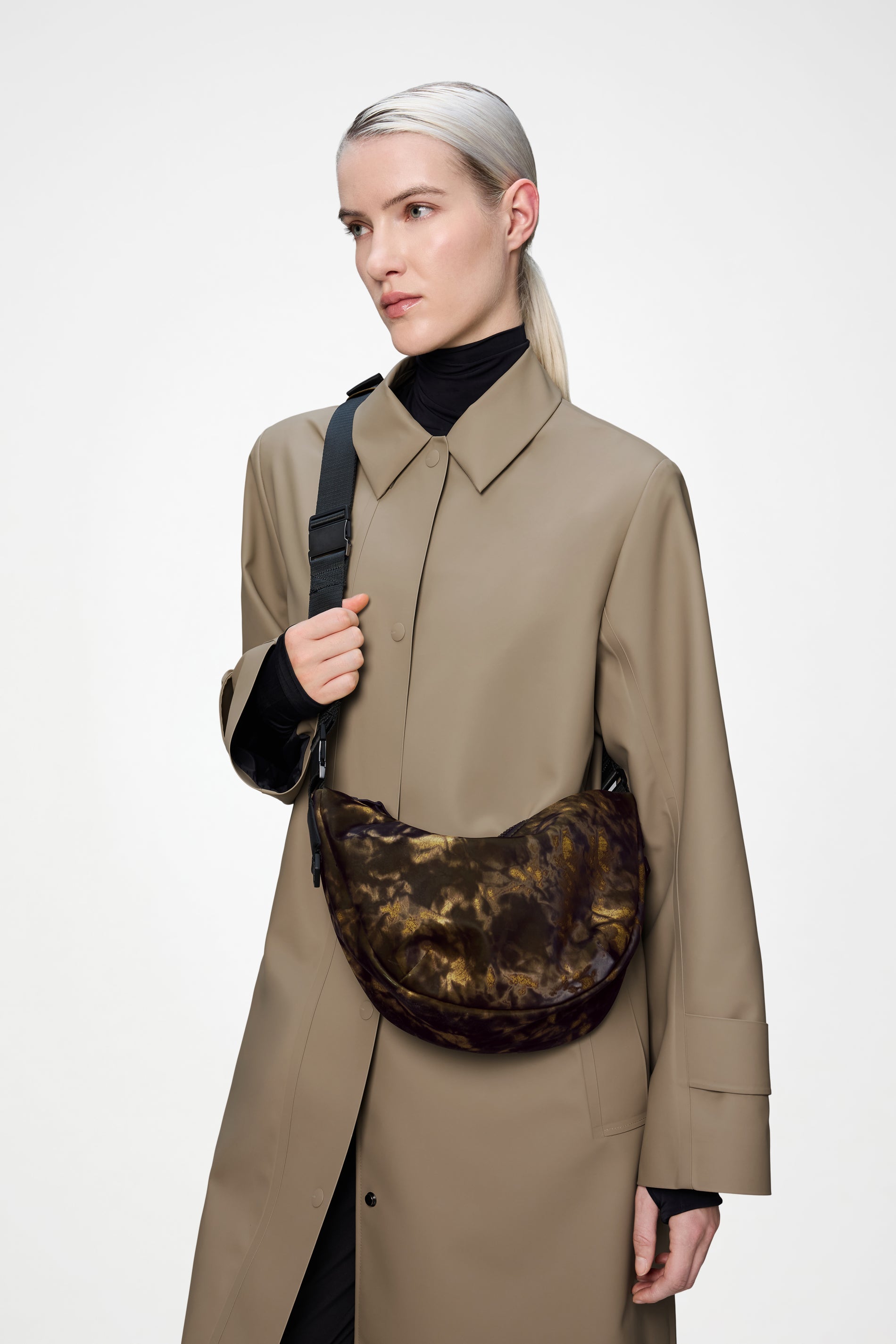 RAINS Valera Shoulder Bag Muddy Crossbody