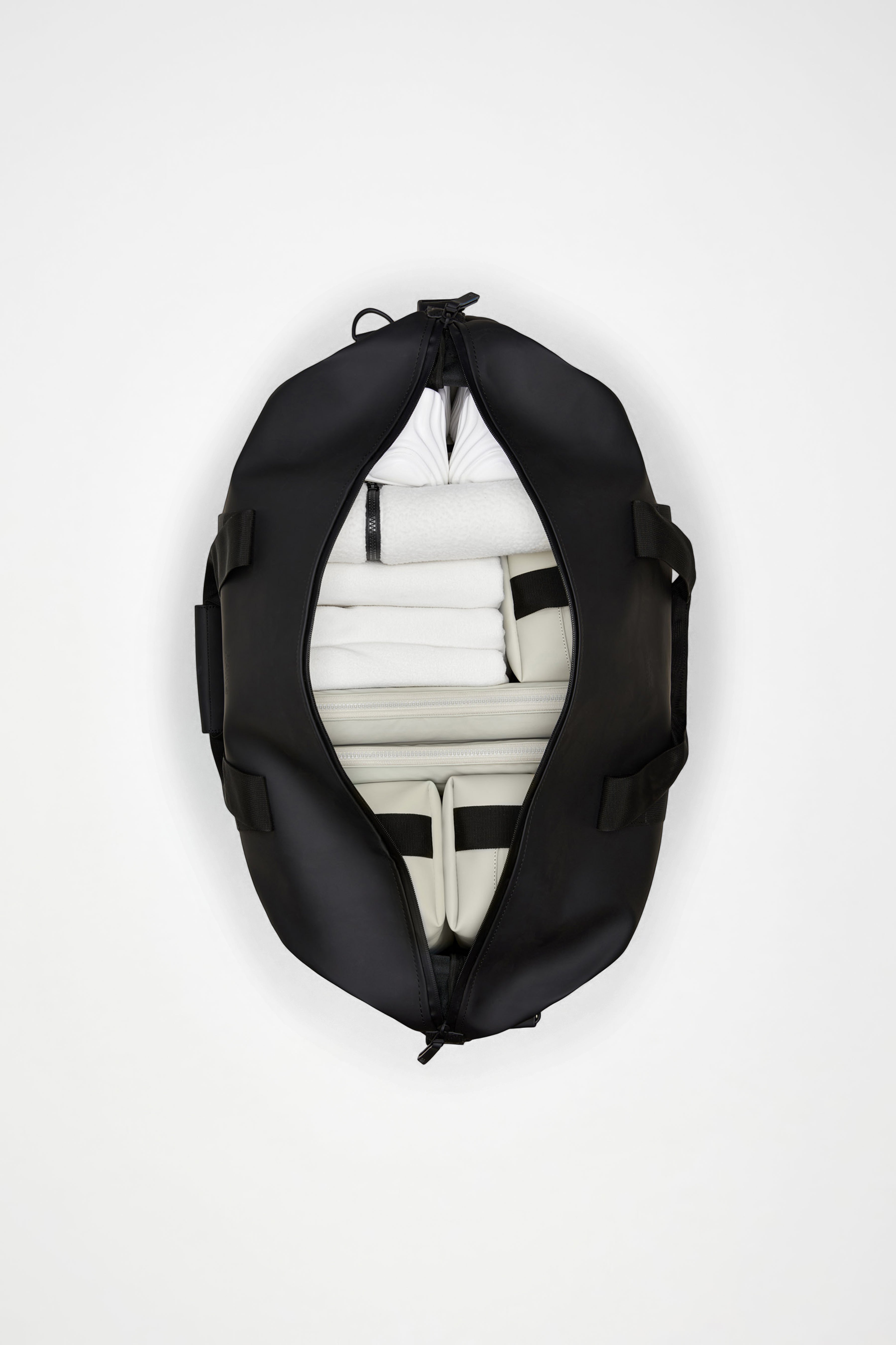 RAINS Hilo Weekend Bag Shore 36L H27 x D26 x W52 cm Weekender