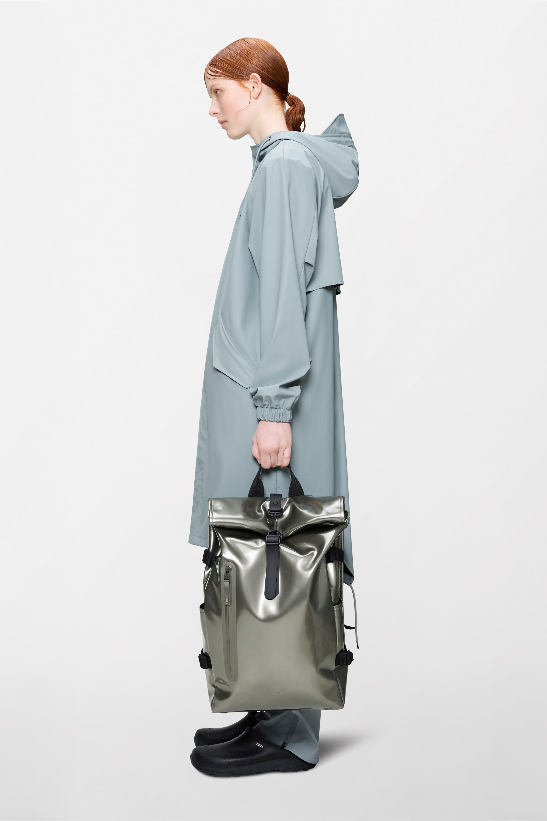 RAINS Rolltop Rucksack Large Raven 23L H63 x D14 x W32 cm Backpack