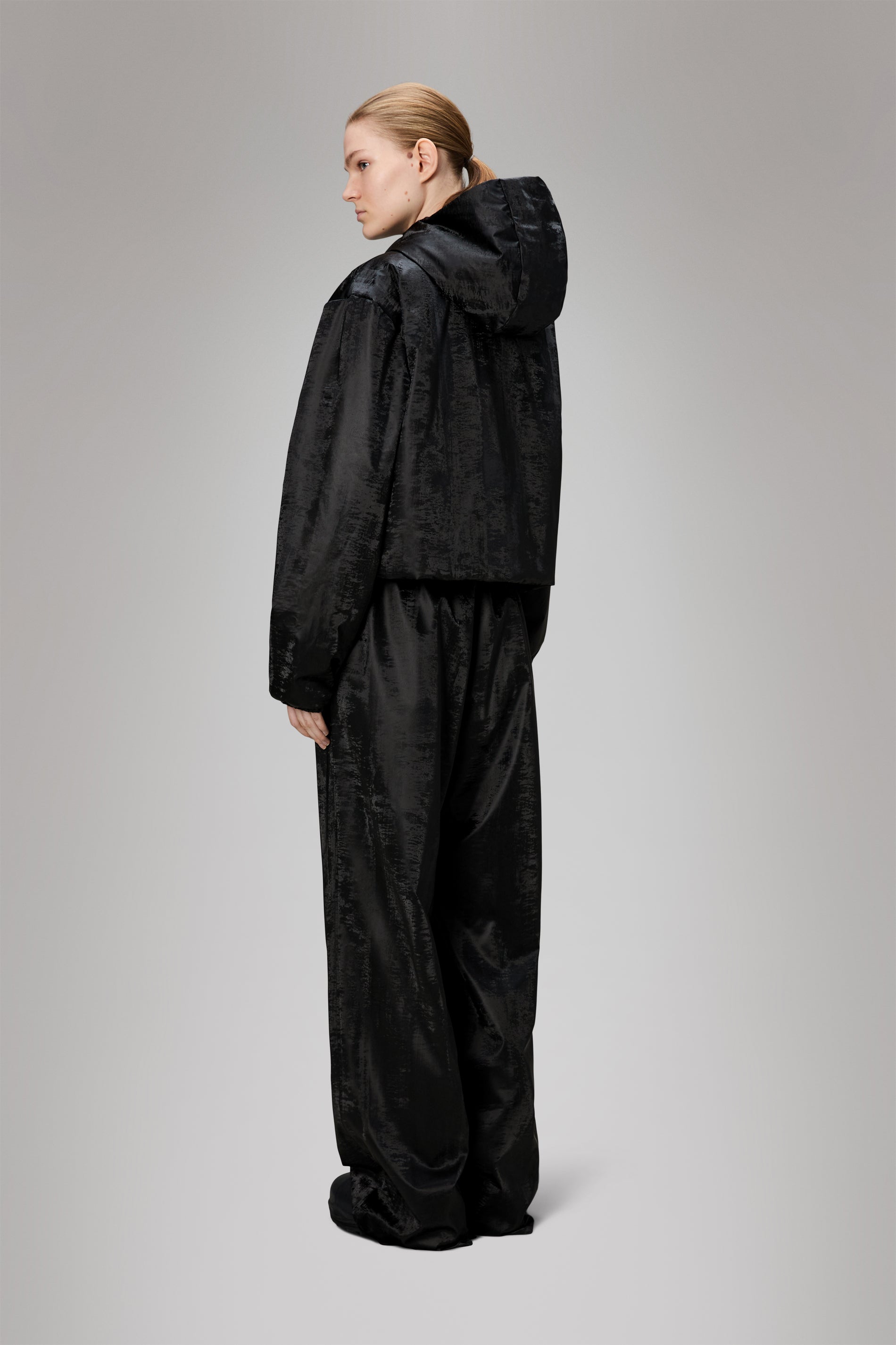 RAINS Lohja Short Insulated Jacket Coal Jacket