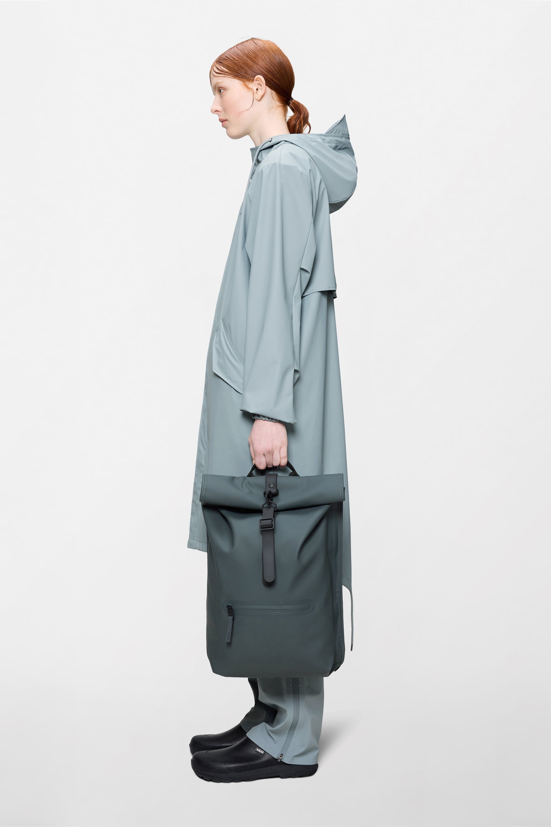 RAINS Rolltop Rucksack Dark Grey 17L H60 x D11 x W32 cm Backpack