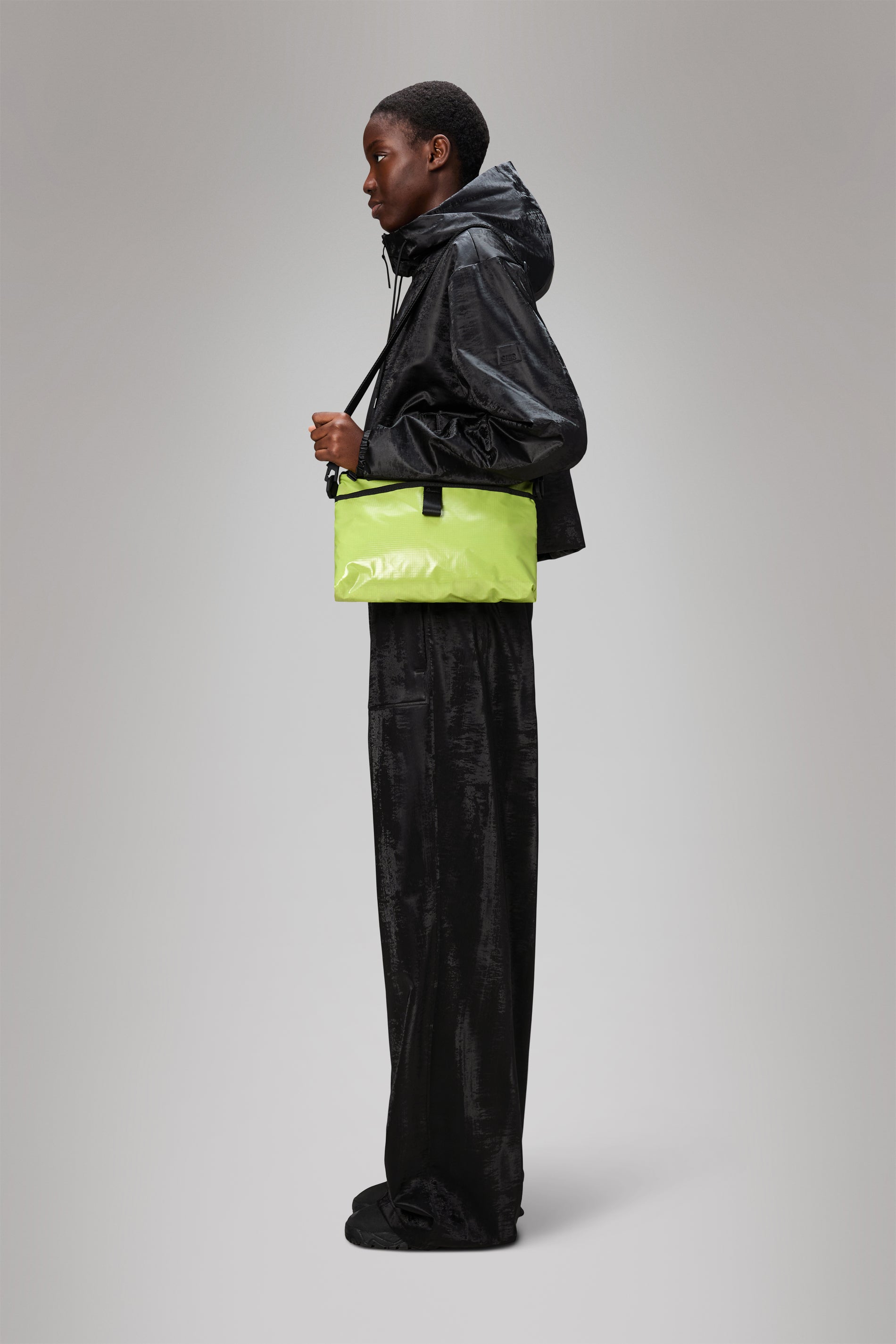RAINS Sibu Musette Bag Acid 2.60L H21 x D4 x W30.50 cm Crossbody
