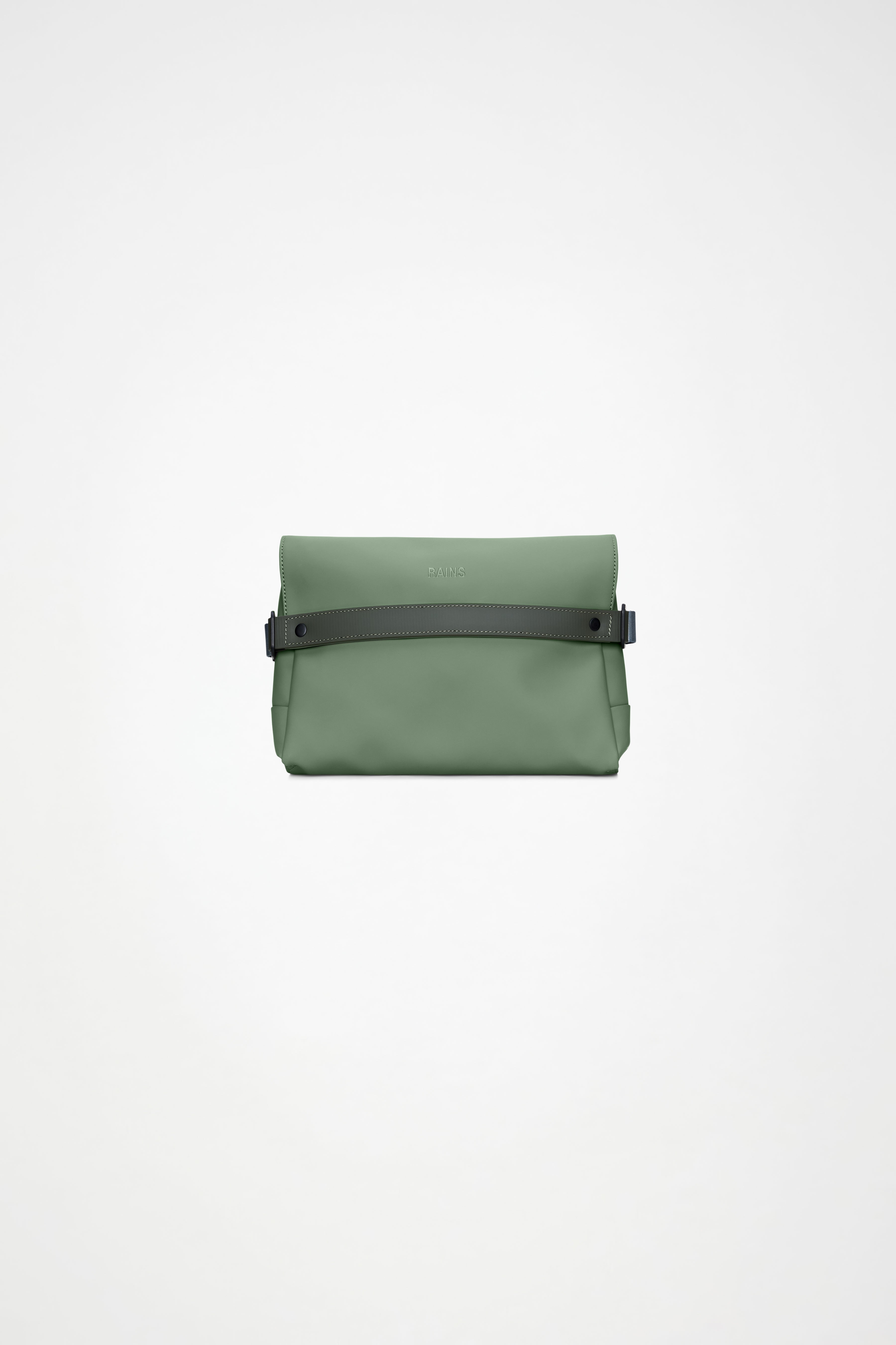 RAINS OTG Wash Bag Well 3.50L H20 x D6 x W27 cm Wash Bag
