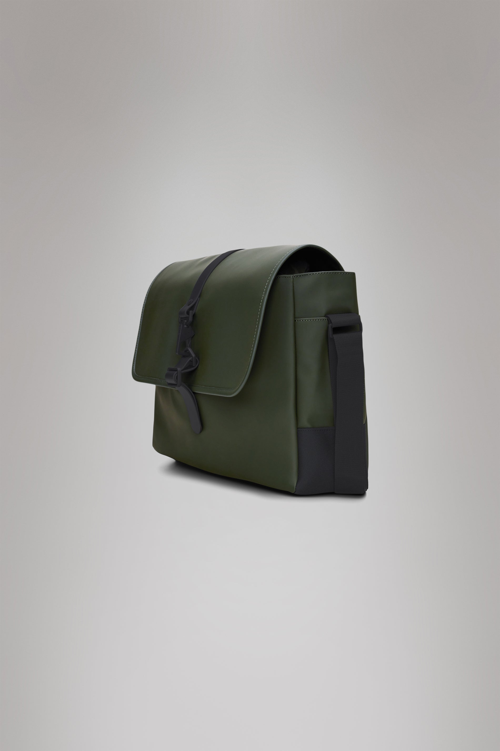 RAINS Messenger Bag Green 11L H30 x D11 x W38 cm Messenger