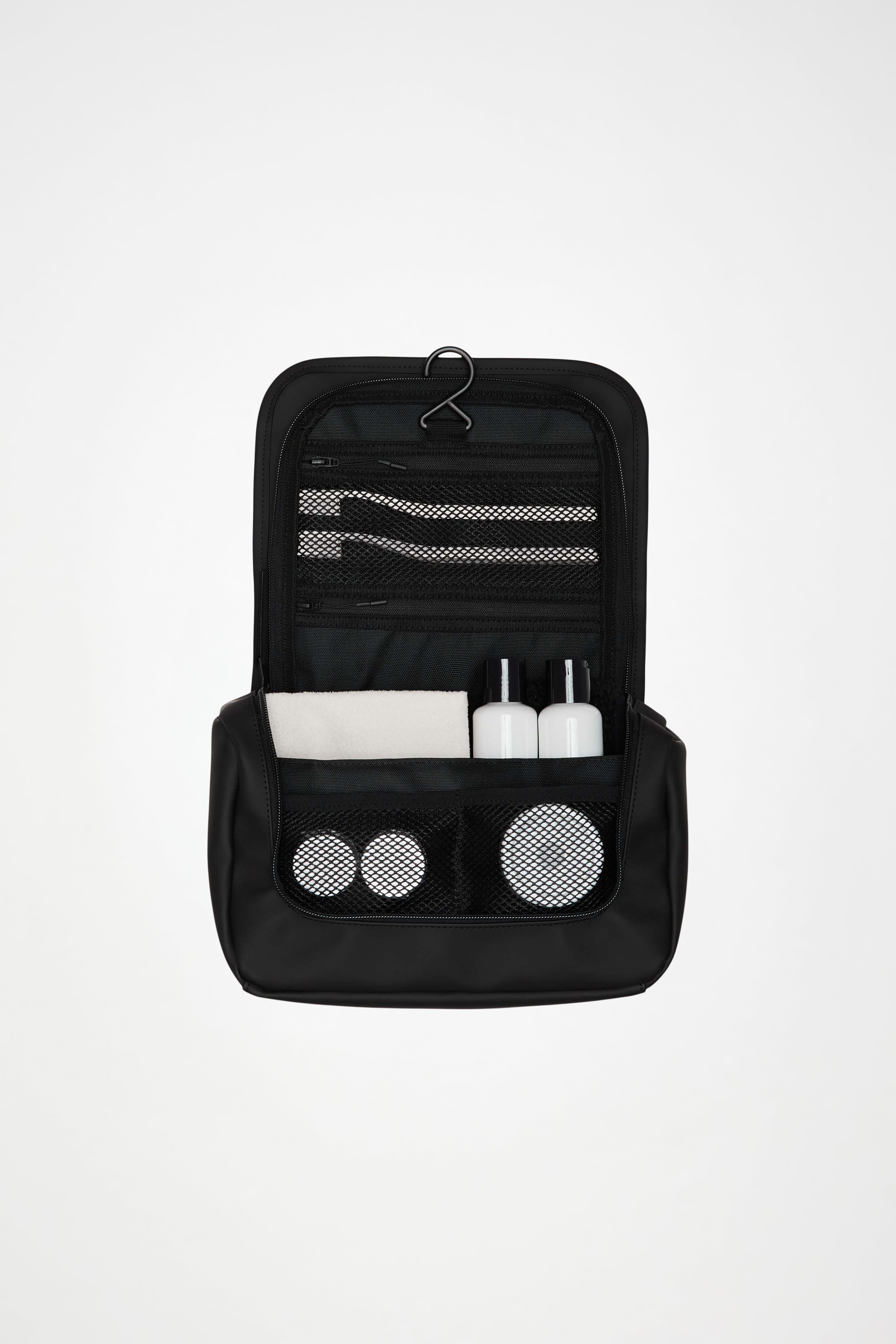 RAINS Texel Wash Bag Green 5.50L H18 x D12 x W26 cm Wash Bag