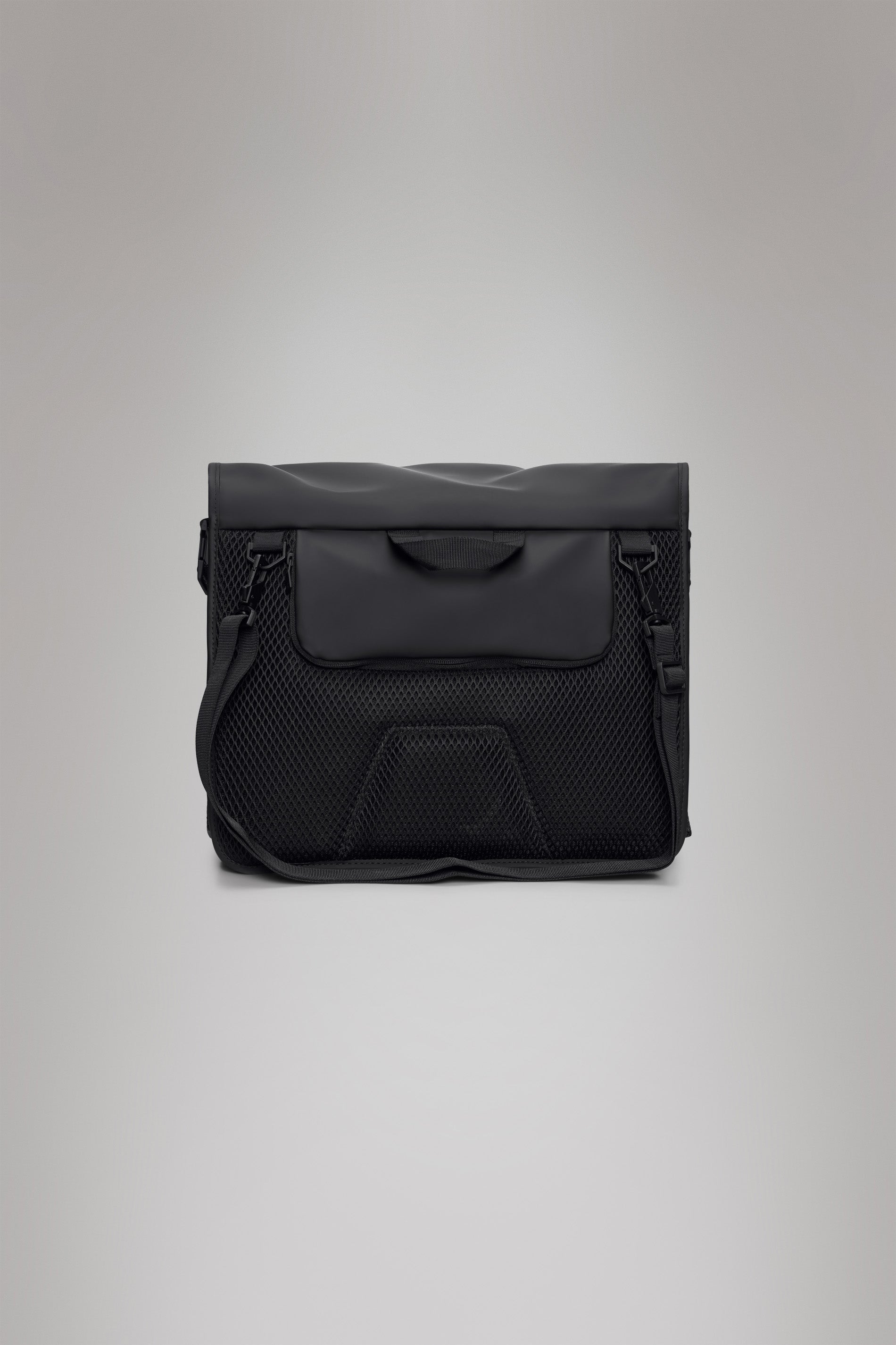 RAINS Trail Rolltop Messenger Bag Black 13L H33 x D12 x W39 cm Messenger